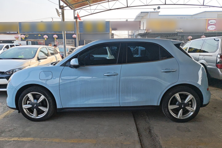 欧拉好猫 2021款 400km标准续航 维纳斯版 三元锂车身外观4