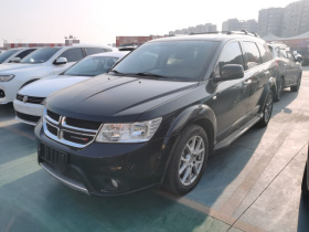 道奇 酷威 2015款 2.0TD 四驱尊尚版