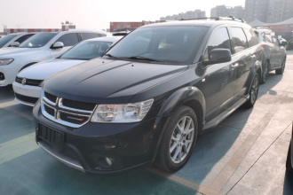 道奇 酷威 2015款 2.0TD 四驱尊尚版