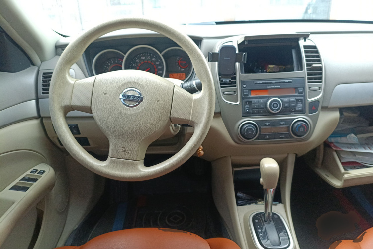 日产 轩逸 2018款 经典 1.6XE CVT舒适版中控内饰13