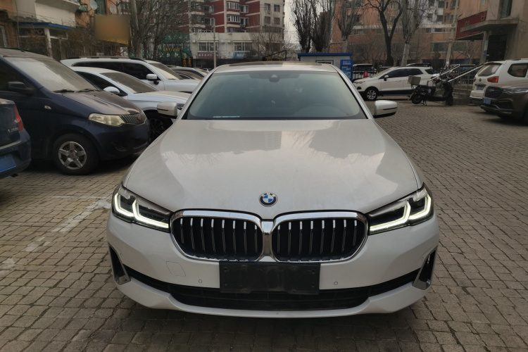 宝马5系 2021款 525Li 豪华套装车身外观6001