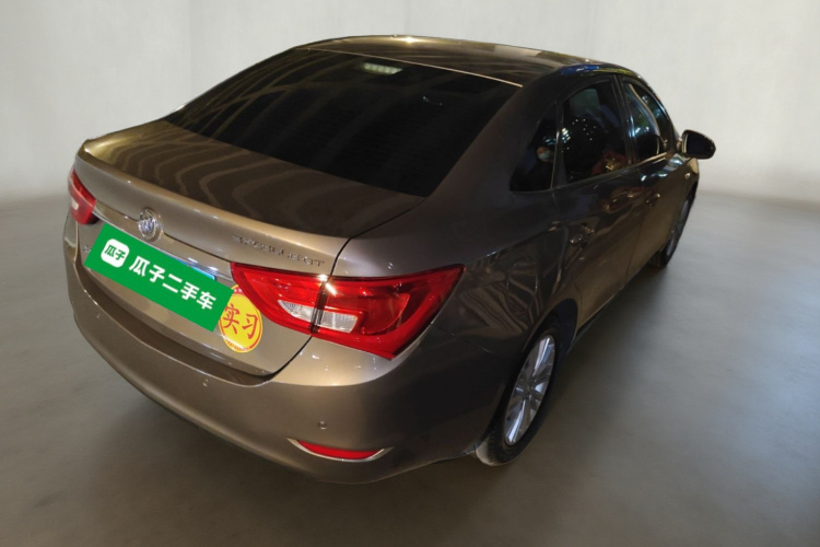 别克 英朗 2015款 18T 双离合豪华型车身外观7