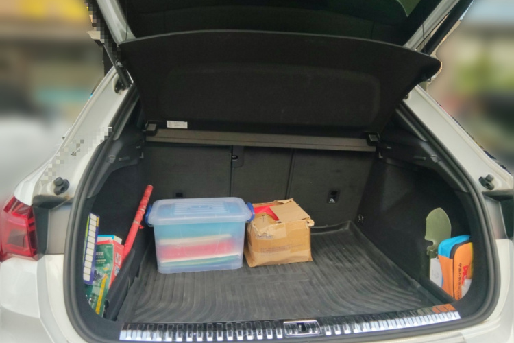 奥迪Q3 2024款 35 TFSI 时尚动感型中控内饰23