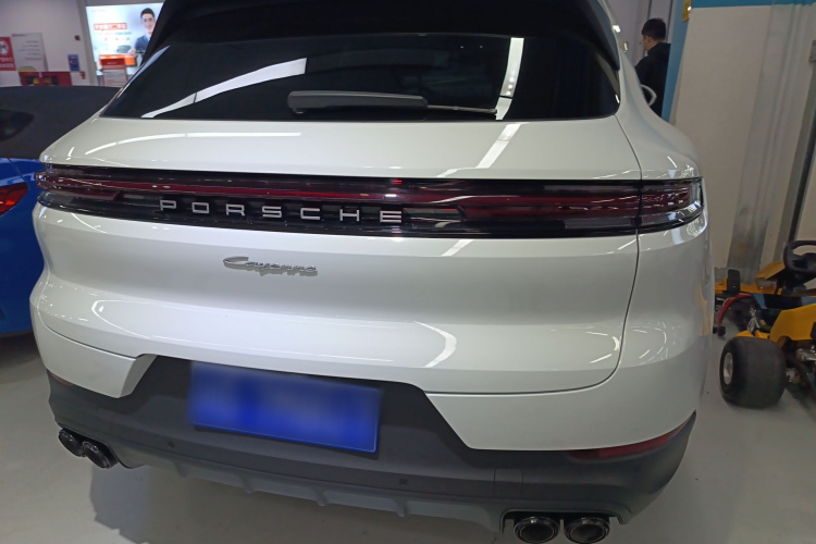 保时捷 2025款 Cayenne 3.0T车身外观6003