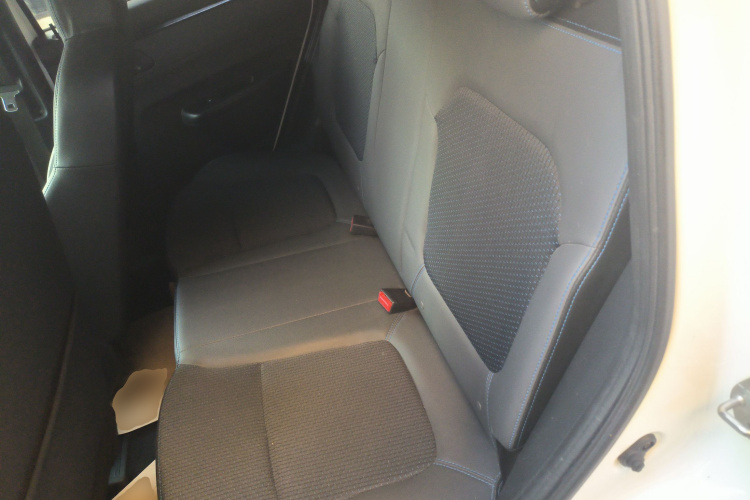 雷诺 e诺 2019款 e尚型中控内饰7004