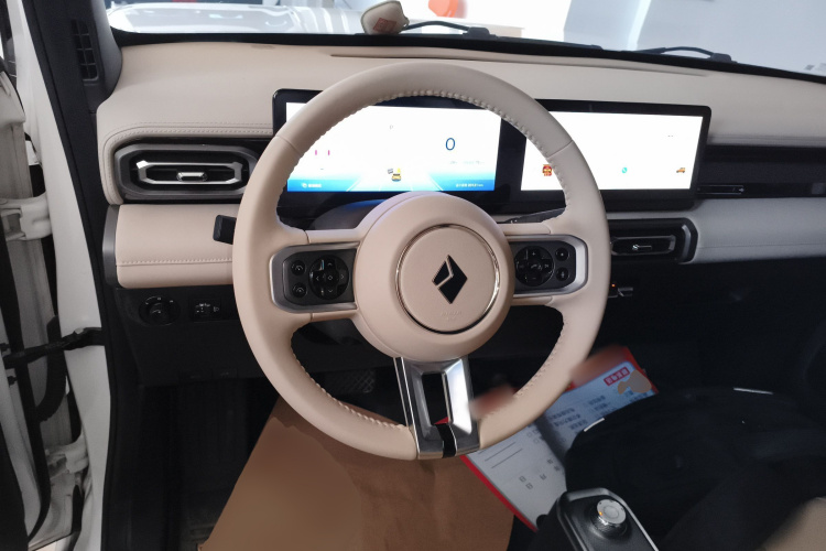 宝骏悦也 2023款 旗舰版中控内饰13