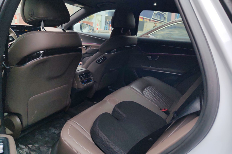 比亚迪 汉 2020款 EV 四驱高性能版旗舰型中控内饰21