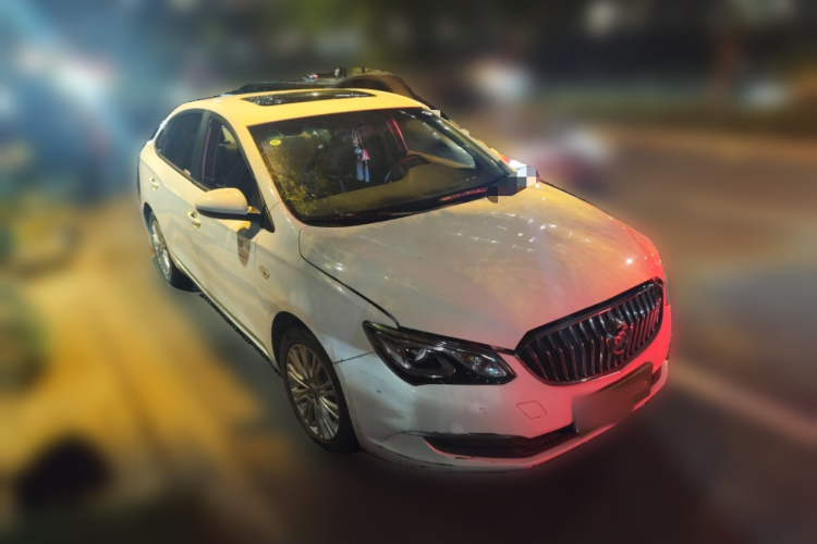 别克 英朗 2017款 15N 自动精英型车身外观3