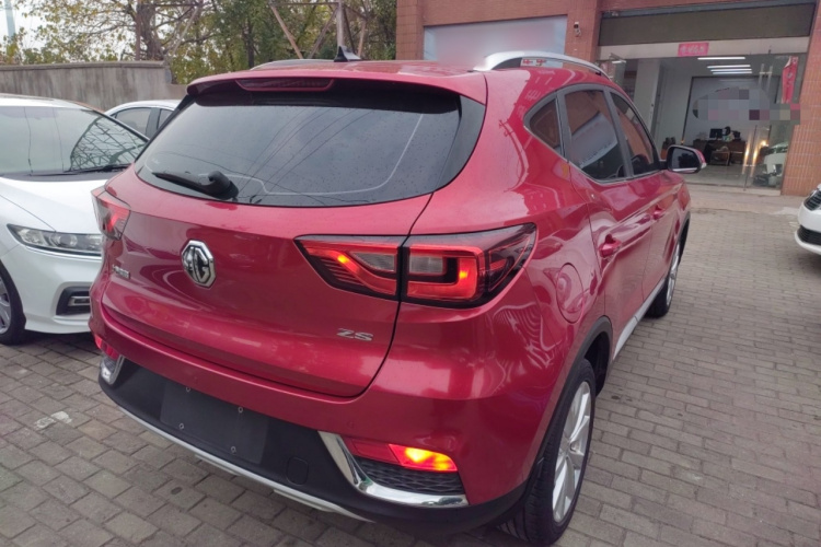 名爵ZS 2017款 1.5L 自动豪华版车身外观7