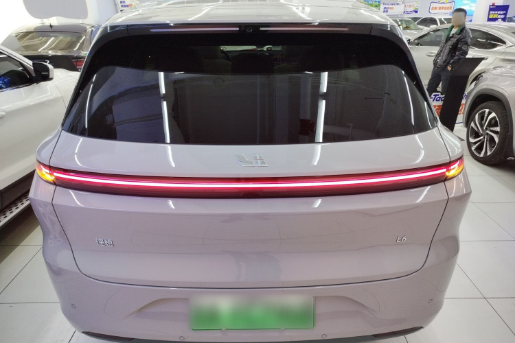 理想汽车 理想L6 2024款 Pro车身外观6