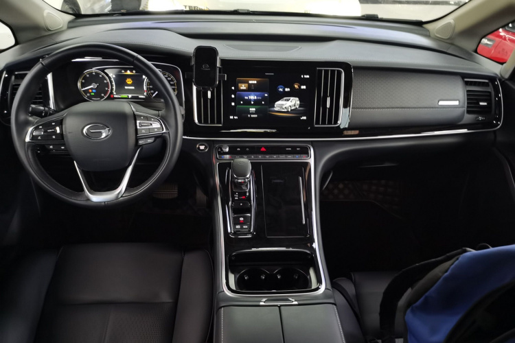 广汽传祺 传祺M8 2023款 领秀系列 390T 尊享版中控内饰12