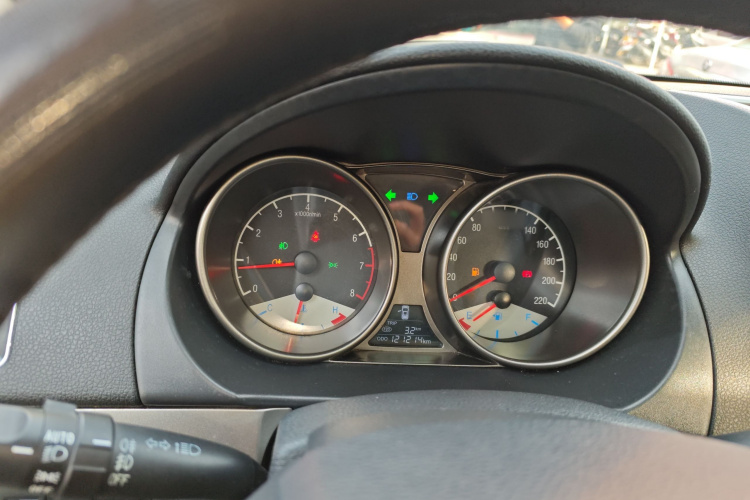 吉利汽车 吉利GX7 2015款 经典版 1.8L 手动精英型 国V局部细节14