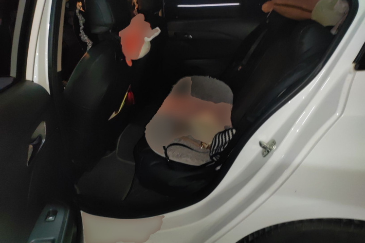 雪佛兰 科沃兹 2019款 320 手动欣悦版中控内饰21