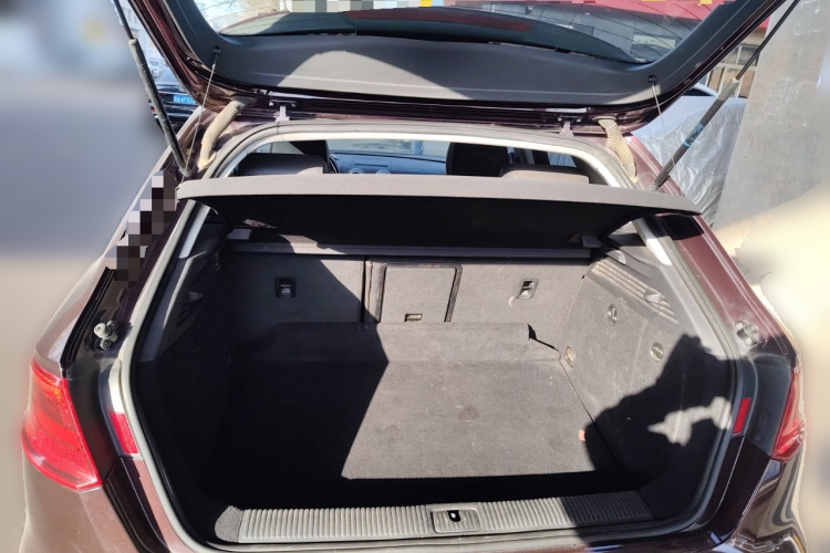 奥迪A3 2014款 Sportback 35 TFSI 自动时尚型中控内饰23