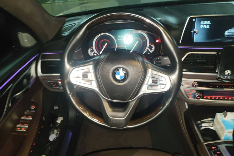 宝马7系 2017款 740Li xDrive 豪华型局部细节13