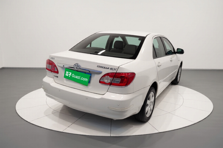 丰田 花冠 2011款 1.6L 自动豪华版车身外观7