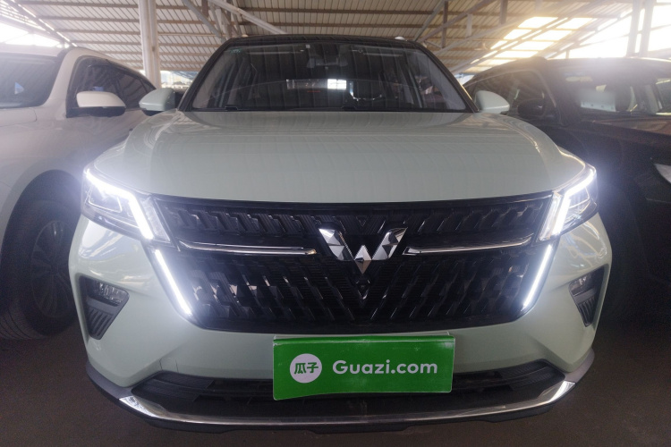 五菱汽车 五菱星辰 2021款 1.5T CVT星曜版车身外观2