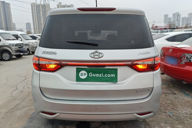 长安凯程 长安欧尚A600 2018款 1.5L 手动精英型车身外观6