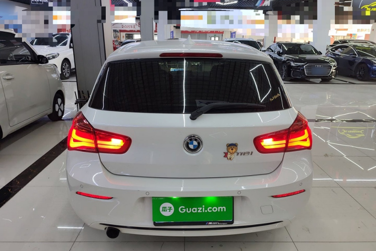 宝马1系(进口) 2018款 118i 运动设计套装车身外观6