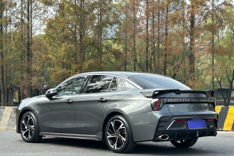 领克03 2025款 1.5TD DCT冠军版Pro车身外观6006