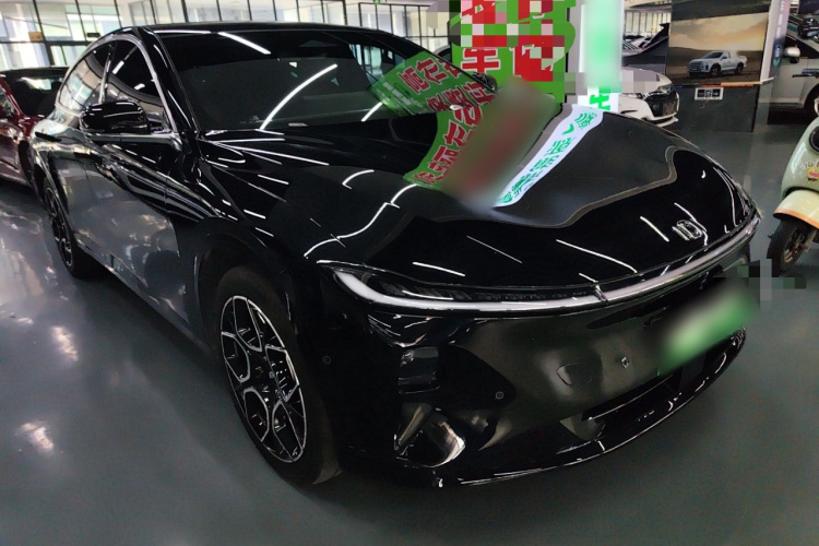 长安启源A07 2025款 蓝鲸纯电版 710旗舰型车身外观3