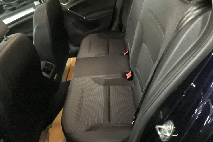 大众 高尔夫 2019款 1.6L 自动舒适型 国V中控内饰21