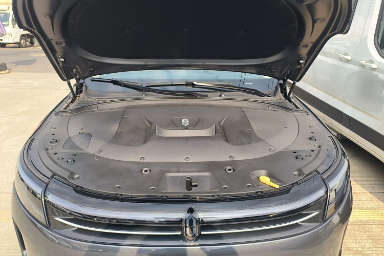 鸿蒙智行 问界M7 2024款 1.5T 后驱Plus版 5座机舱底盘24