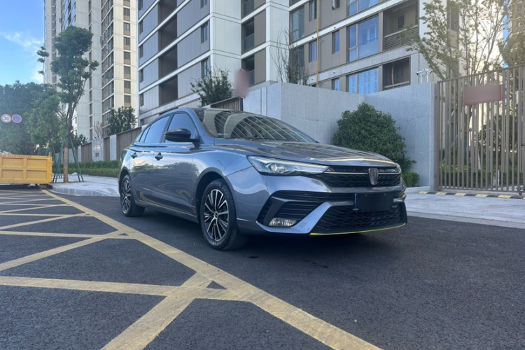 荣威i5 2021款 1.5L 手动钻石版车身外观6006