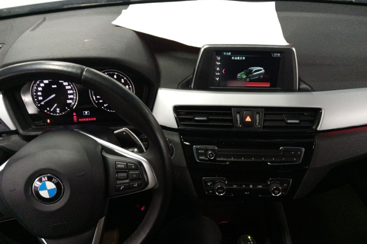 宝马X1 2018款 sDrive20Li 领先型中控内饰7002