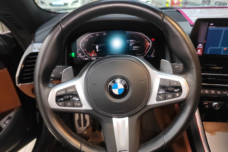 宝马8系 2022款 840i 四门轿跑车 M运动套装局部细节13