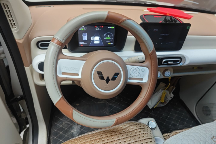 五菱汽车 宏光MINIEV 2024款 第三代 215km 进阶版中控内饰13