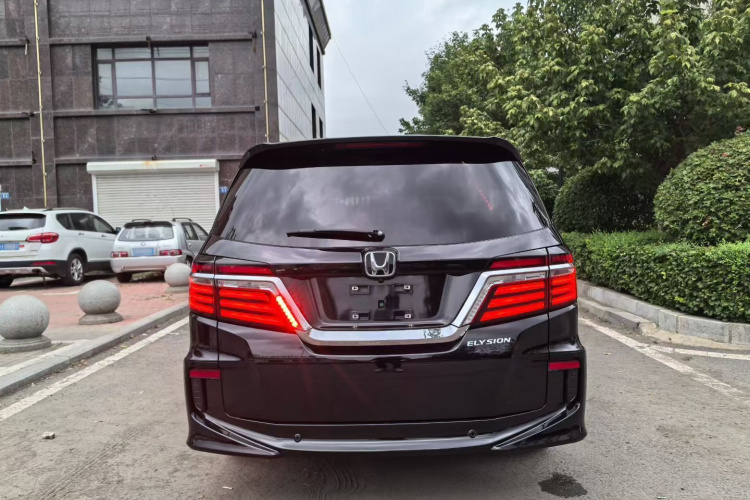 本田 艾力绅 2016款 2.4L 豪华版车身外观6004