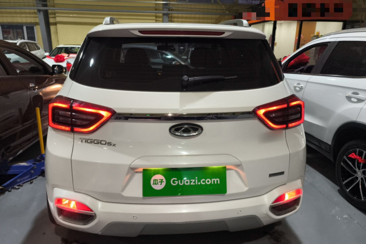 奇瑞 瑞虎5x 2017款 1.5T 手动精英型车身外观6