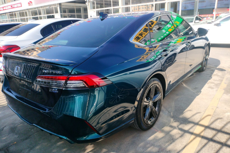 本田 英仕派 2023款 260TURBO 精致版车身外观7