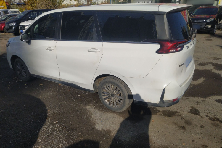 上汽大通MAXUS 大通G50 2022款 1.5T 手动畅游B车身外观4