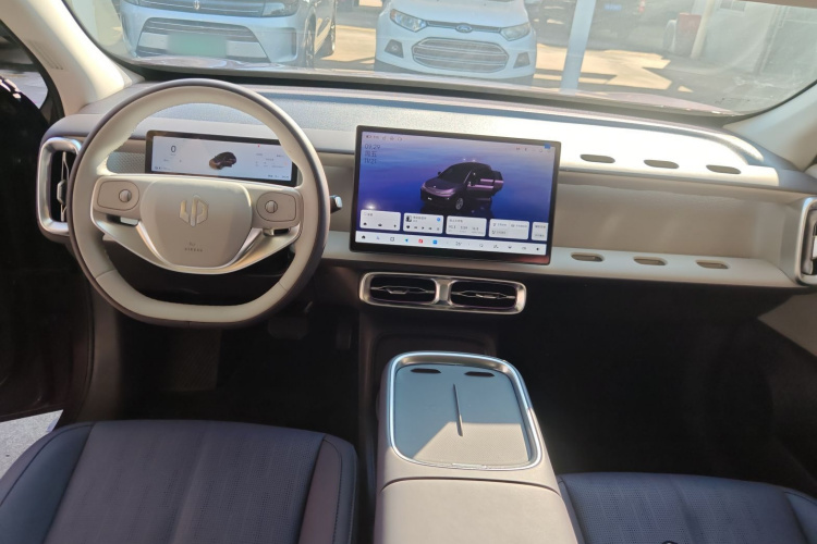 零跑汽车 零跑B10 2025款 510激光雷达版中控内饰12