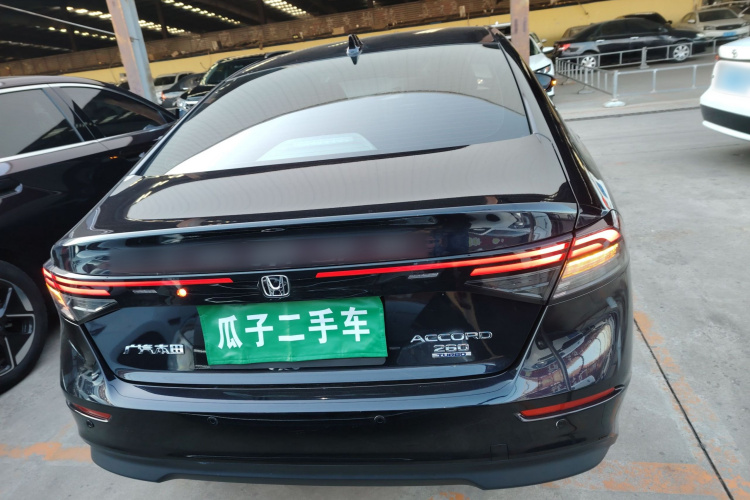 本田 雅阁 2023款 260TURBO 智享版车身外观6