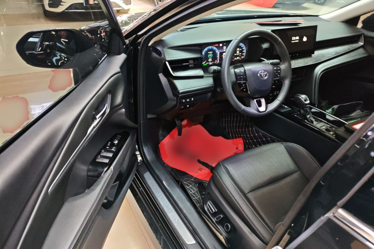 丰田 凯美瑞 2024款 双擎 2.5HG 尊贵版中控内饰7003
