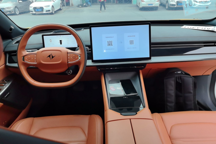 东风奕派 eπ007 2024款 200Pro增程版中控内饰12