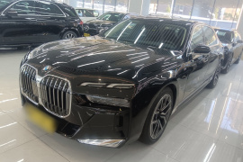 宝马7系 2023款 735Li M运动套装