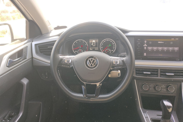 大众 Polo 2022款 Plus 1.5L 自动纵情乐活版中控内饰13