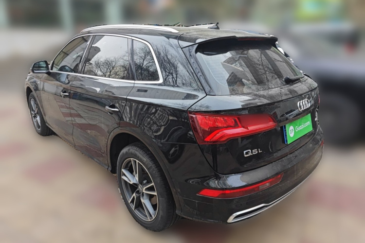 奥迪Q5L 2020款 改款 40 TFSI 荣享时尚型车身外观5