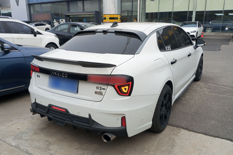 领克03 2021款 2.0TD 自动劲 冠军版车身外观7