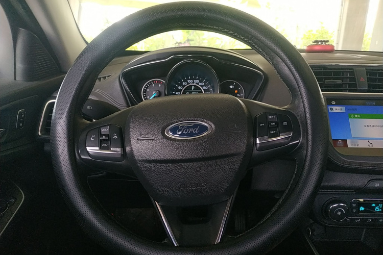 福特 福睿斯 2019款 改款 1.5L 自动悦享型 国VI局部细节13