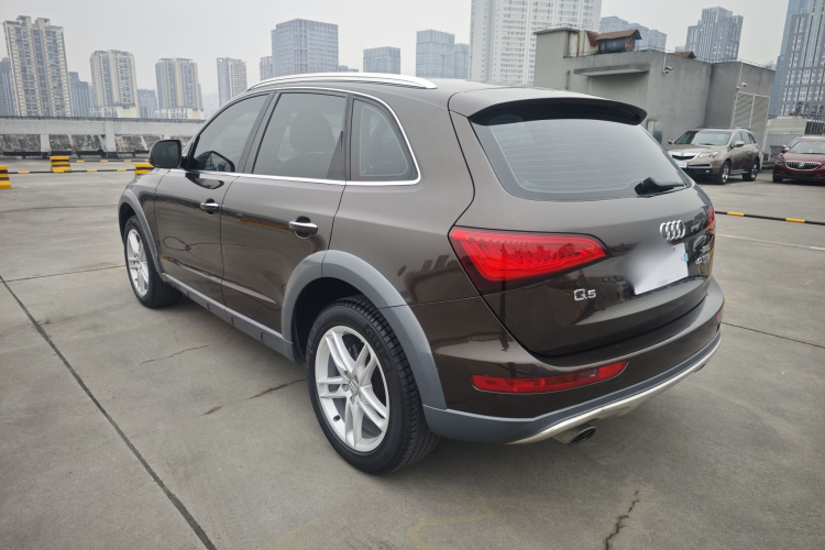 奥迪Q5 2017款 Plus 40 TFSI 技术型车身外观6004