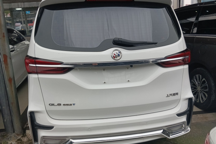 别克GL8 2022款 陆上公务舱 652T 舒适型车身外观6004