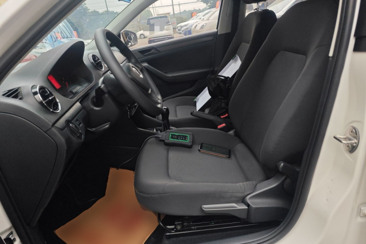 大众 捷达 2017款 1.4L 手动时尚型中控内饰19