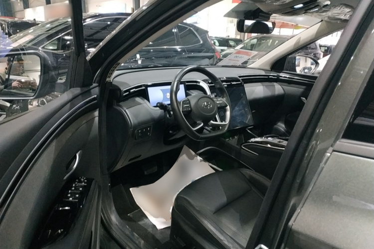 现代 2023款 途胜L 1.5T 自动两驱LUX尊贵版中控内饰20