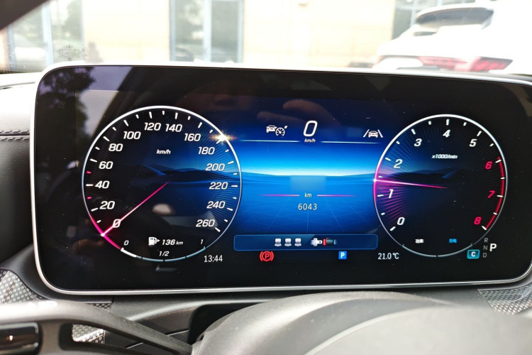 奔驰C级 2025款 改款 C 260 L 运动版局部细节14