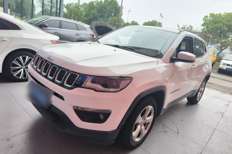 Jeep 指南者 2017款 200T 自动家享版车身外观4